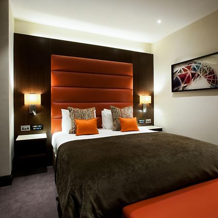 St George'S Hotel - Wembley Londra Esterno foto