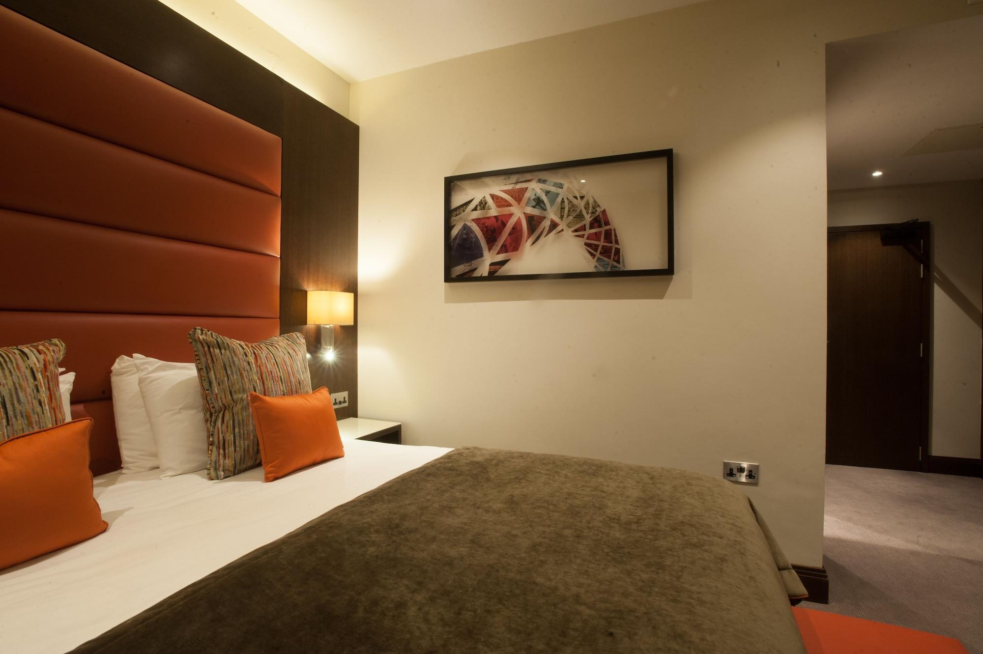 St George'S Hotel - Wembley Londra Esterno foto