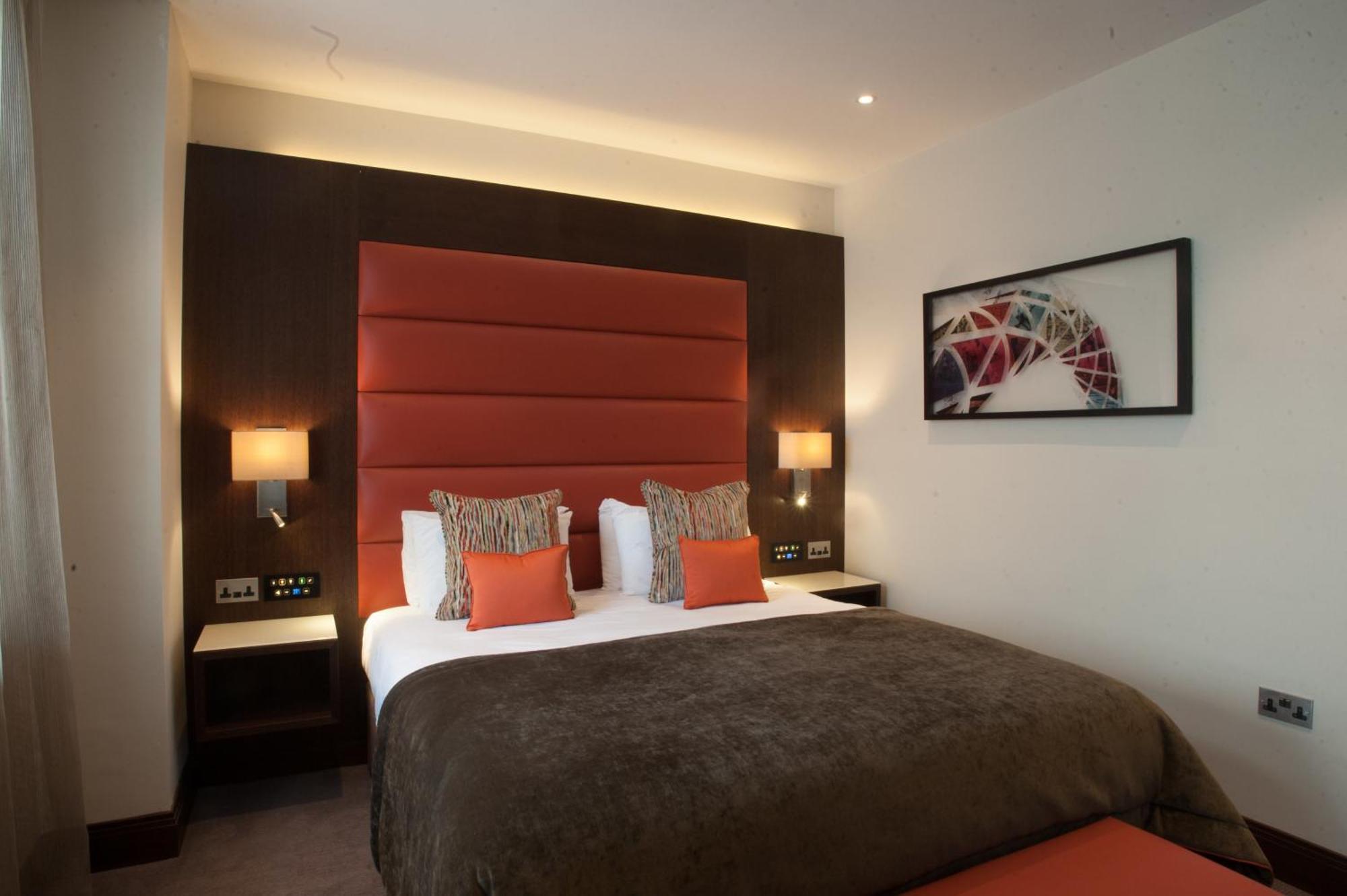 St George'S Hotel - Wembley Londra Esterno foto