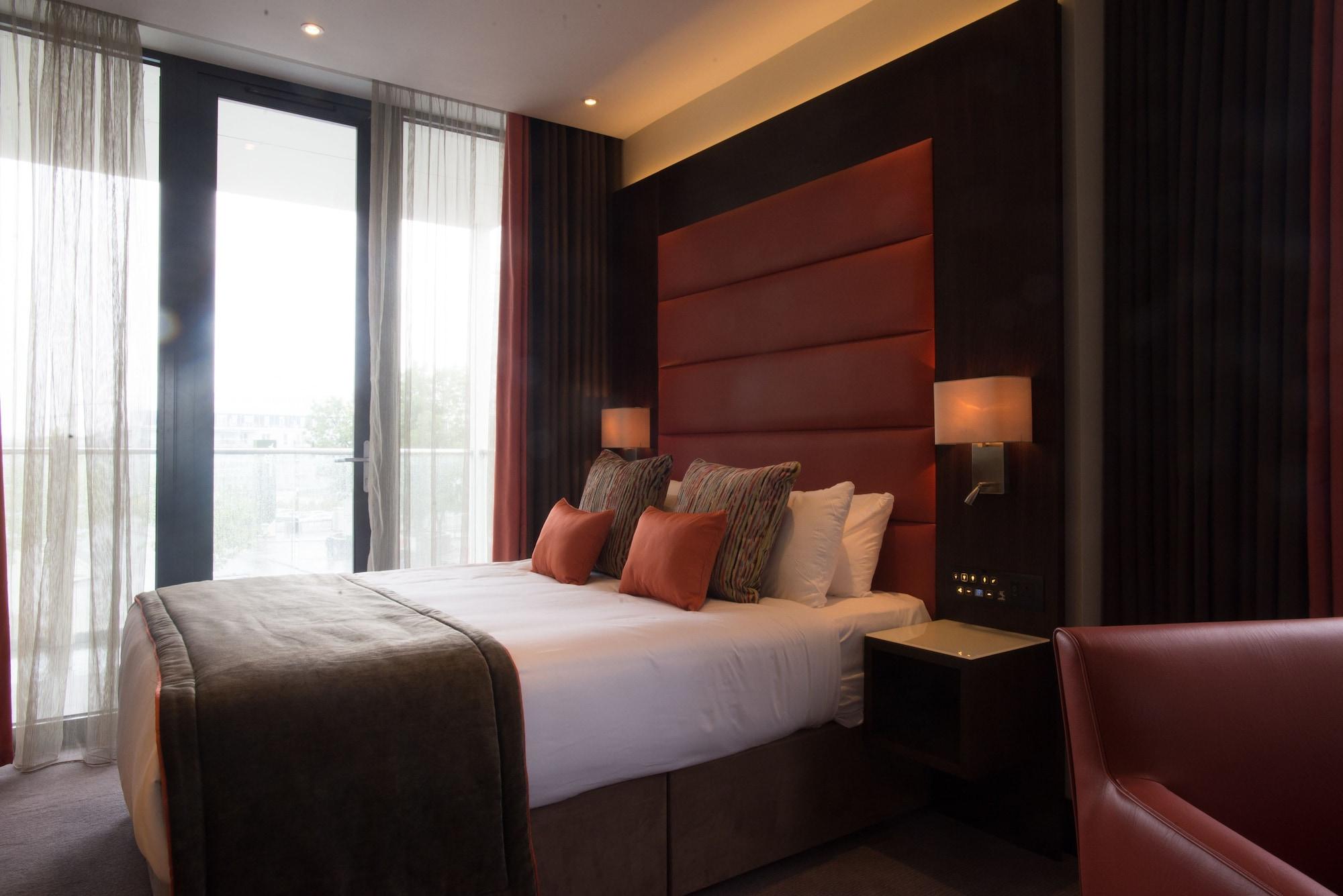 St George'S Hotel - Wembley Londra Esterno foto