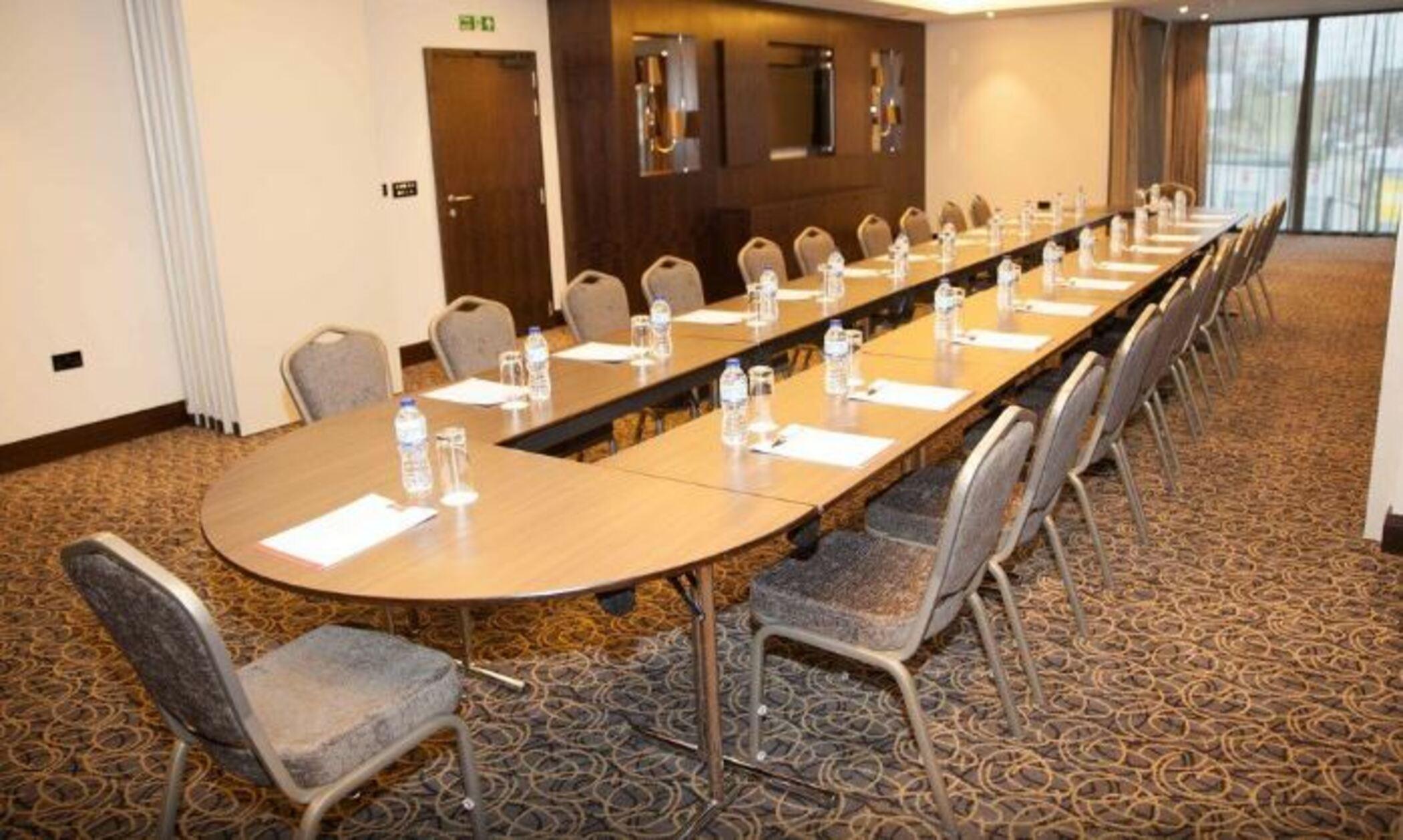 St George'S Hotel - Wembley Londra Esterno foto