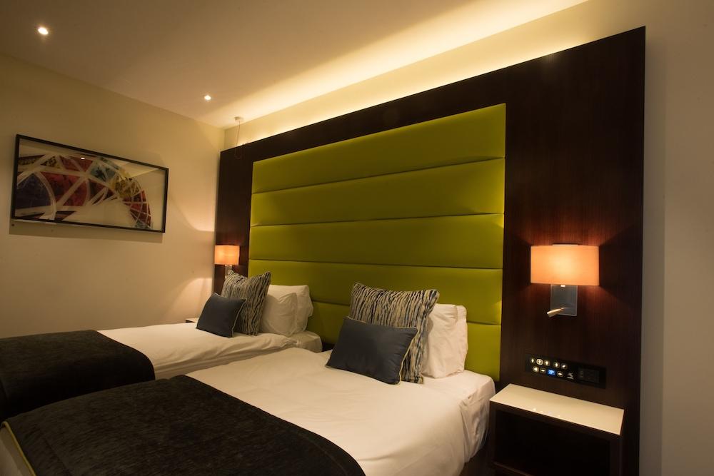 St George'S Hotel - Wembley Londra Esterno foto