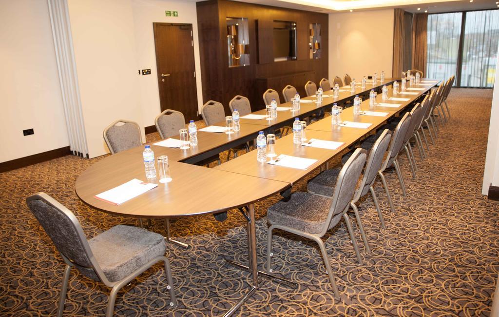 St George'S Hotel - Wembley Londra Esterno foto
